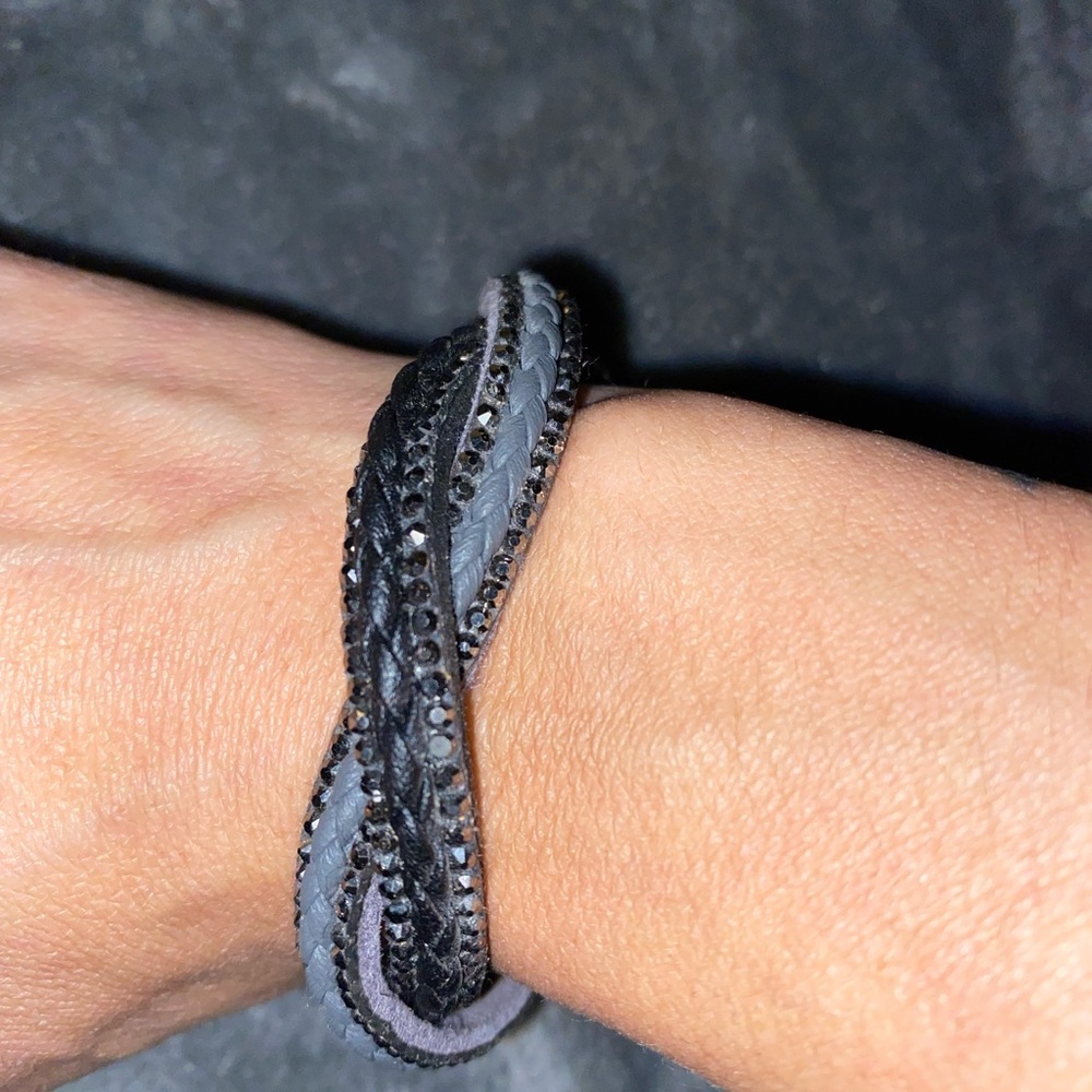 2 bracelets
